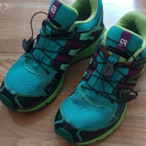 Salomon Shoes - Salomon Turquoise and Lime Trail Shoes